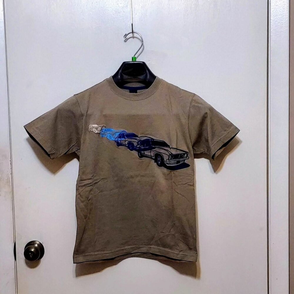 Gap Short Sleeve T Shirt Camel and Blue 1977- 1979 Pontiac Firebird Trans Am L10